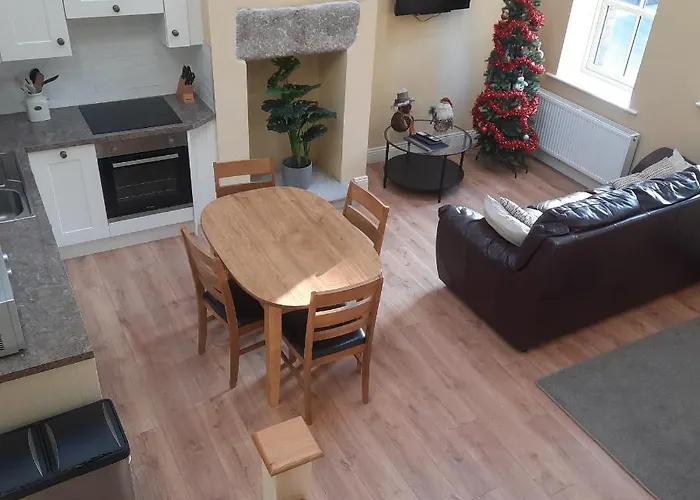 Holywood House No 2 *